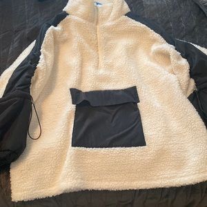 Teddy sweatshirt size S/M